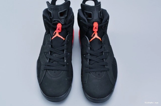 384664-023 Air 6 Retro 